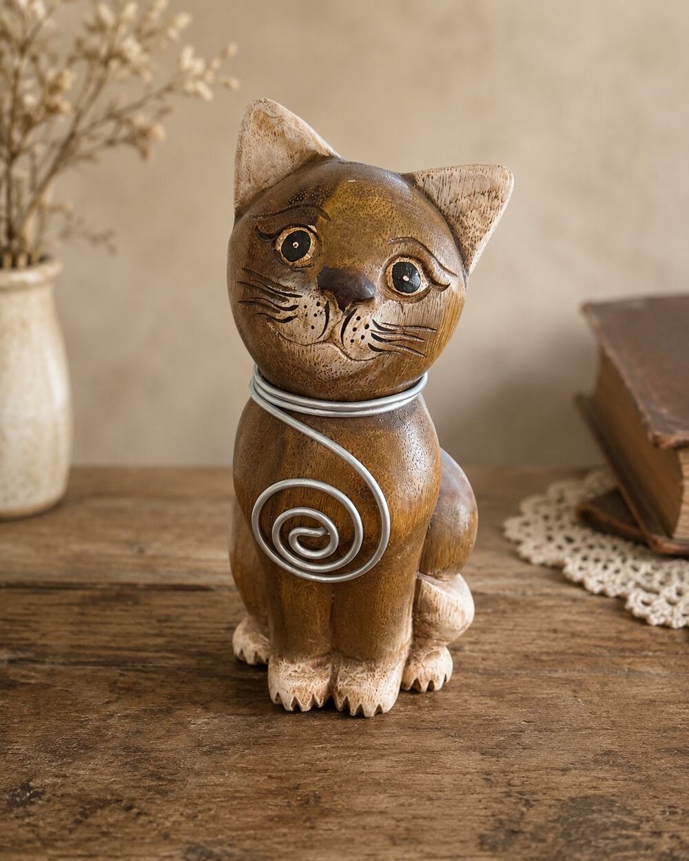 Hand Carve & Painted Wooden Folk Art Cat Statue (7.5" tall)